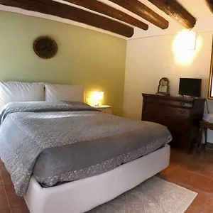Bed & Breakfast Tavanara 